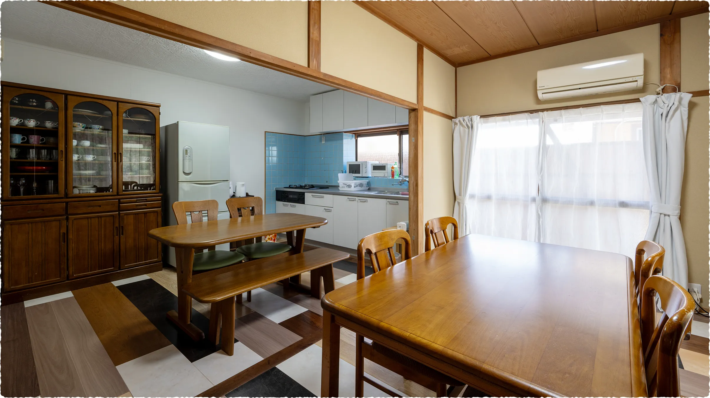 写真:下灘住宅別館　ダイニング